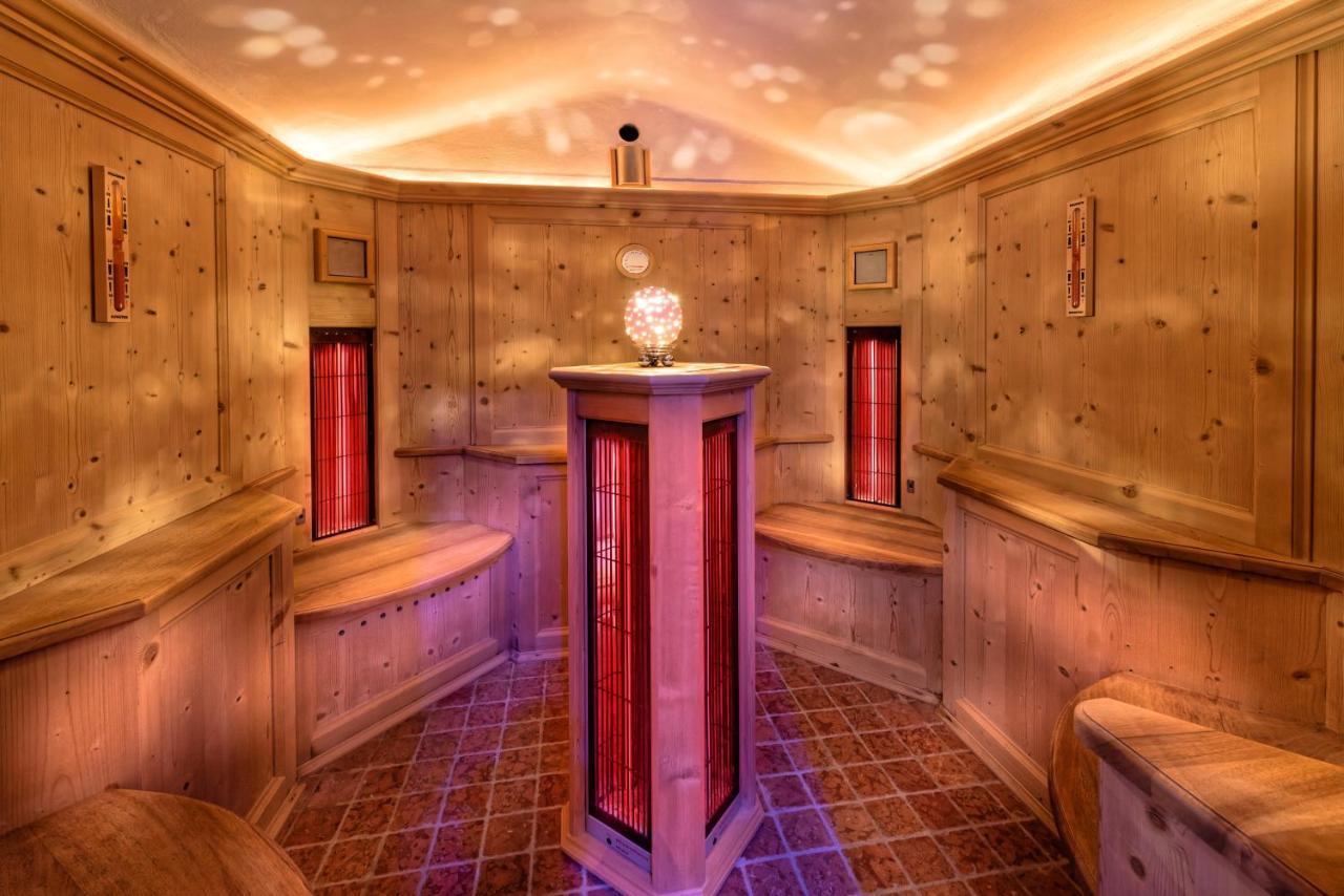 Romantik Hotel Oberwirt Marlengo Esterno foto