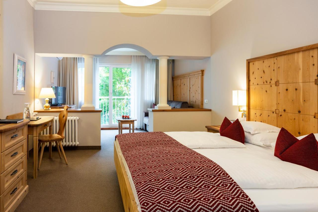 Romantik Hotel Oberwirt Marlengo Esterno foto