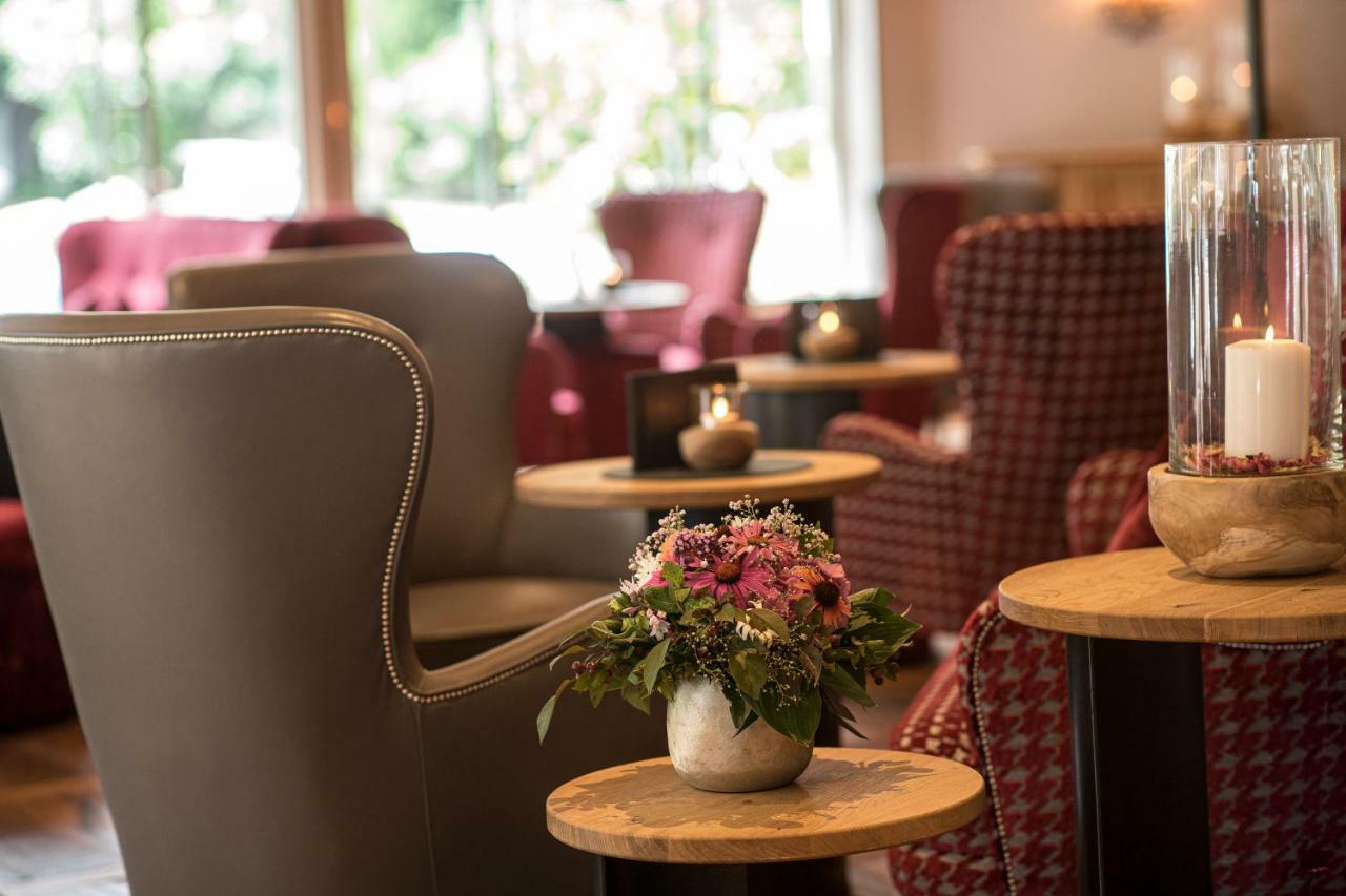 Romantik Hotel Oberwirt Marlengo Esterno foto