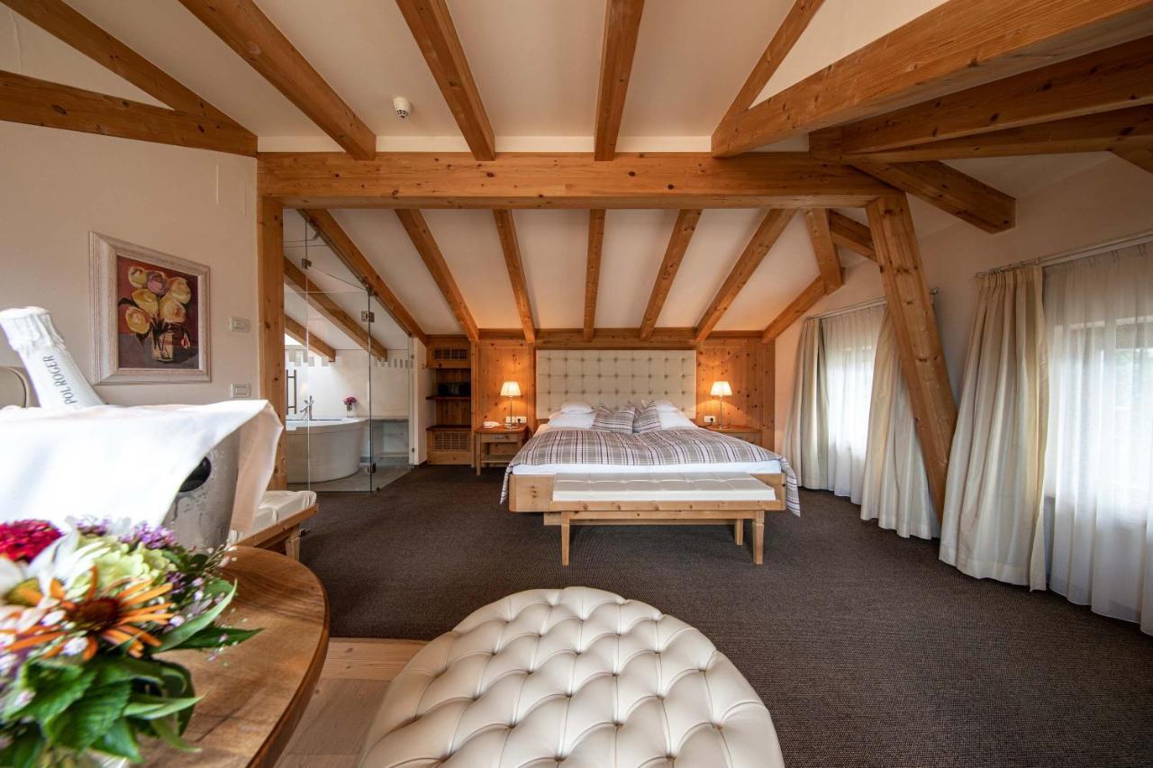 Romantik Hotel Oberwirt Marlengo Esterno foto